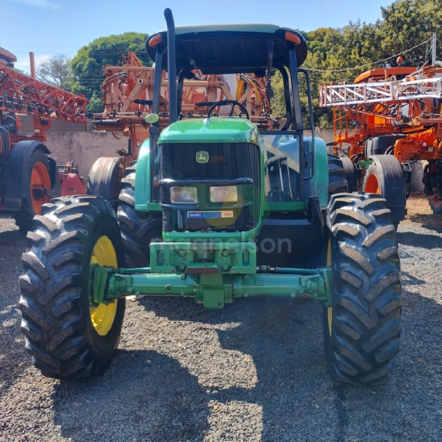 trator john deere 6110j5