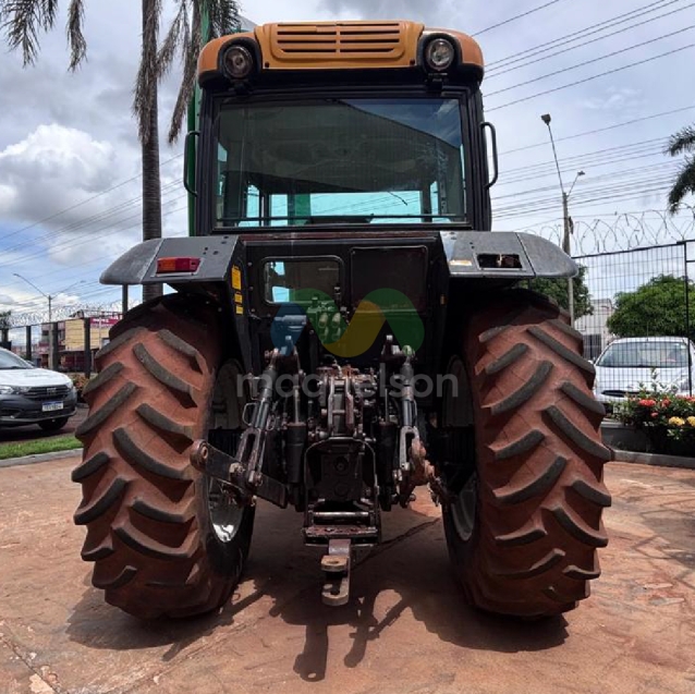 trator valtra bm 1104