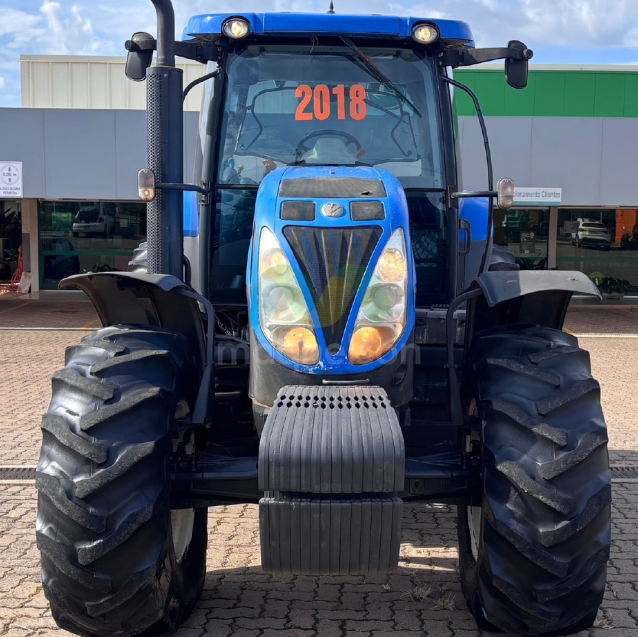 trator nh t7 1902