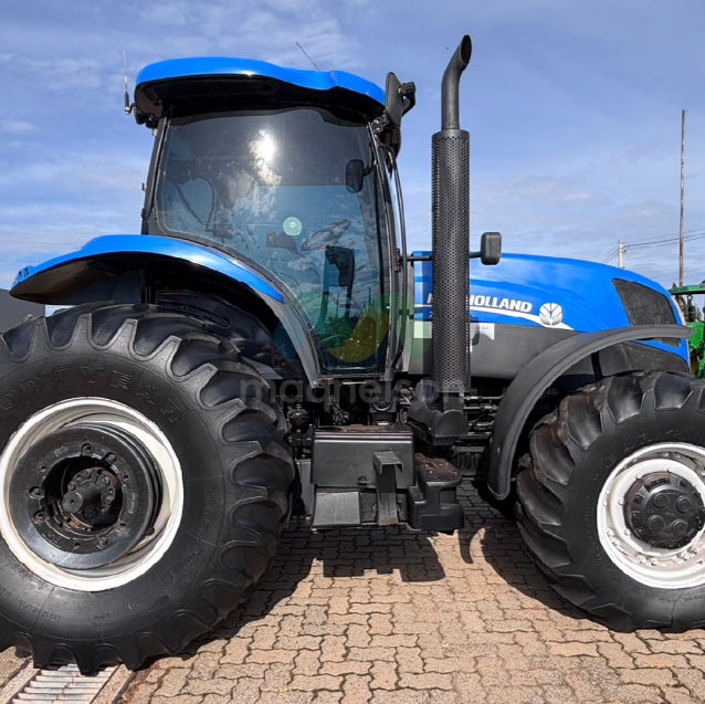 trator nh t7 1906