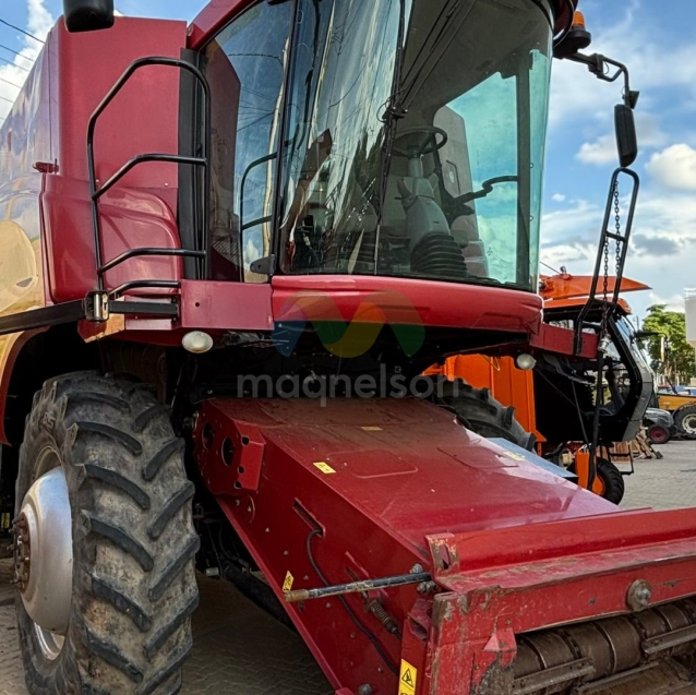 colheitadeira case 81205