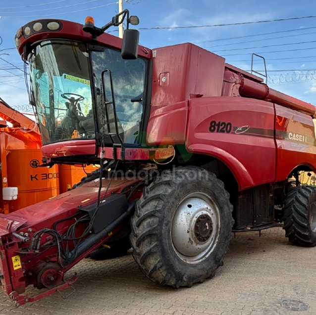 colheitadeira case 81200