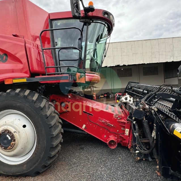 colheitadeira case 81205