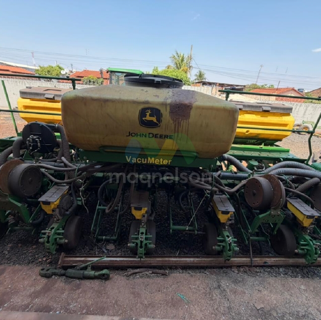 trator john deere 7230j e plantadeira 212213