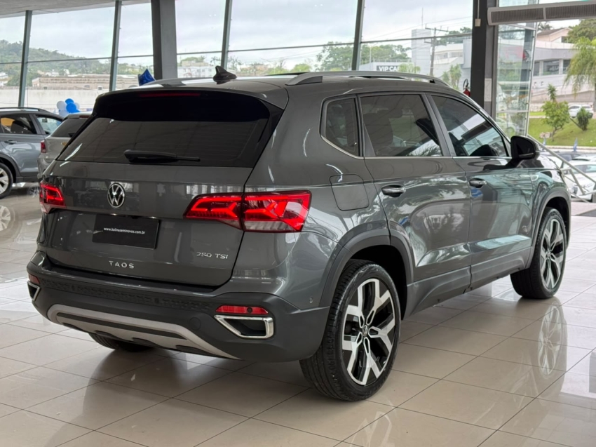 volkswagen taos 1.4 250 tsi total flex highline automatico 4p 20245