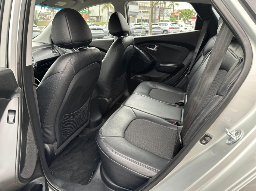 hyundai ix35 2.0 mpfi gls 16v flex 4p automatico 201511