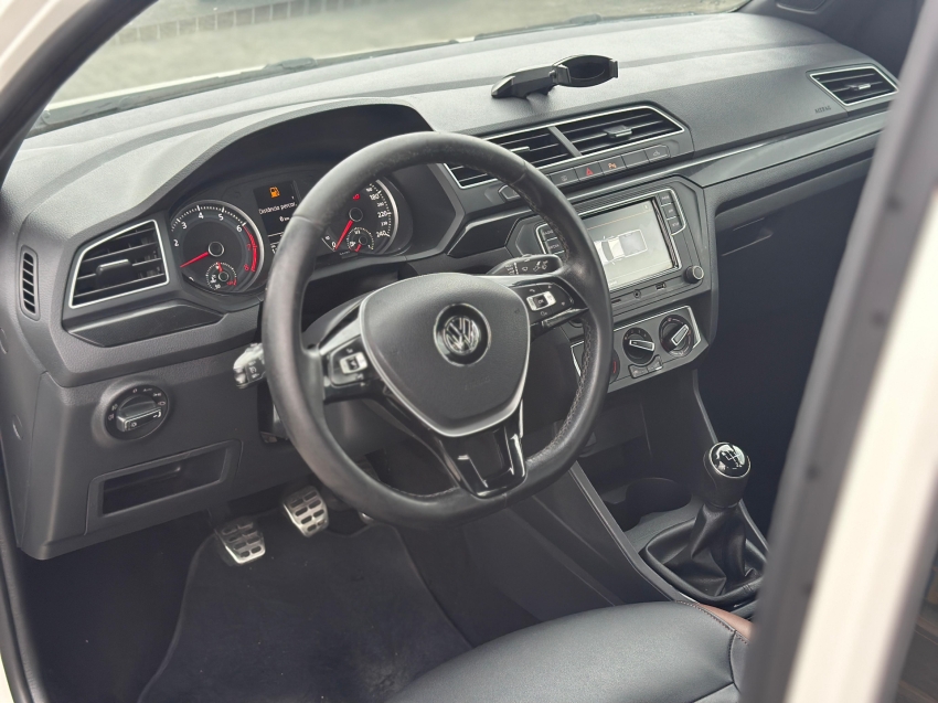 volkswagen saveiro 1.6 cross cd 16v flex 2p manual