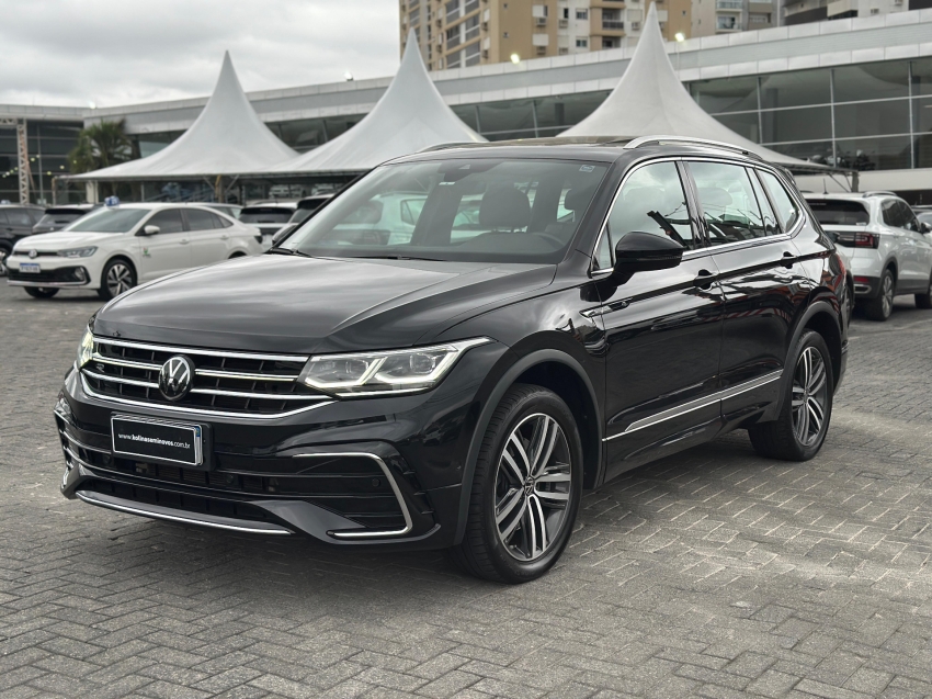 volkswagen tiguan 2.0 300 tsi gasolina allspace r-line automatico 4p 2024