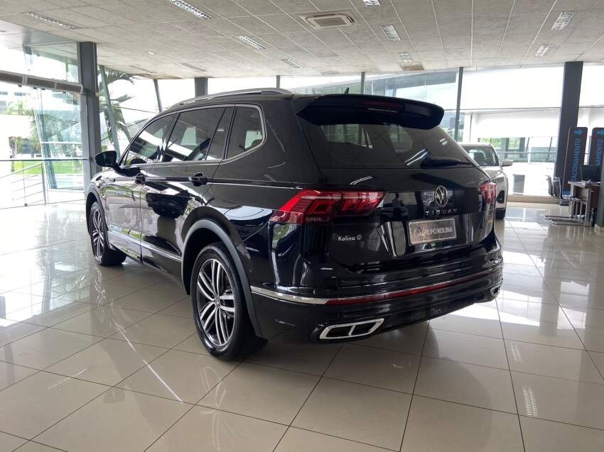 volkswagen tiguan 2.0 300 tsi gasolina allspace r-line automatico 2024