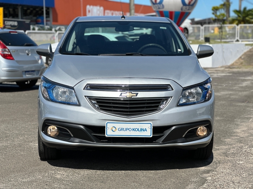 chevrolet prisma 1.4 mpfi ltz 8v flex 4p manual 2014