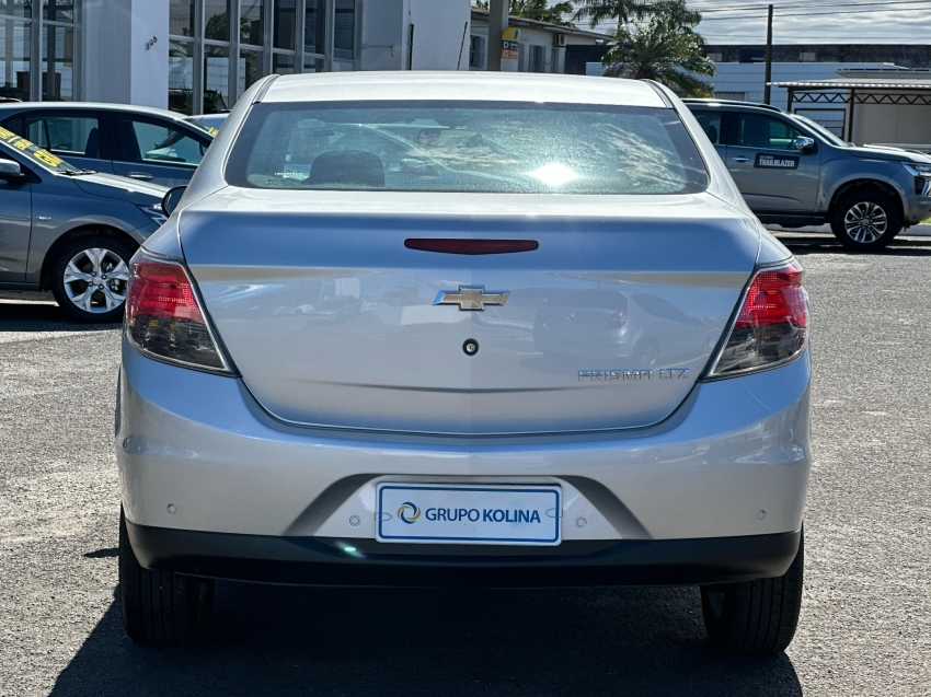 chevrolet prisma 1.4 mpfi ltz 8v flex 4p manual 2014