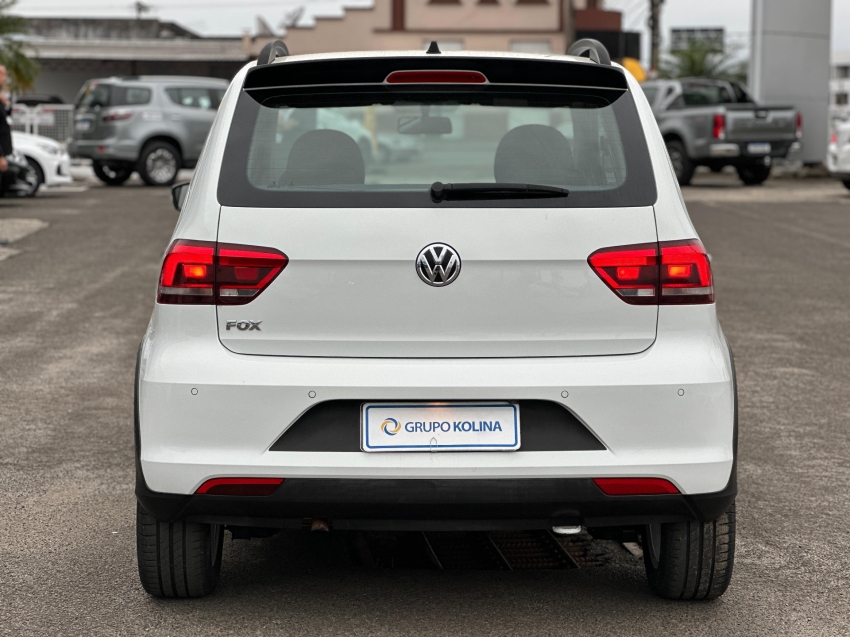 volkswagen fox 1.0 mpi track 12v flex 4p manual 2018