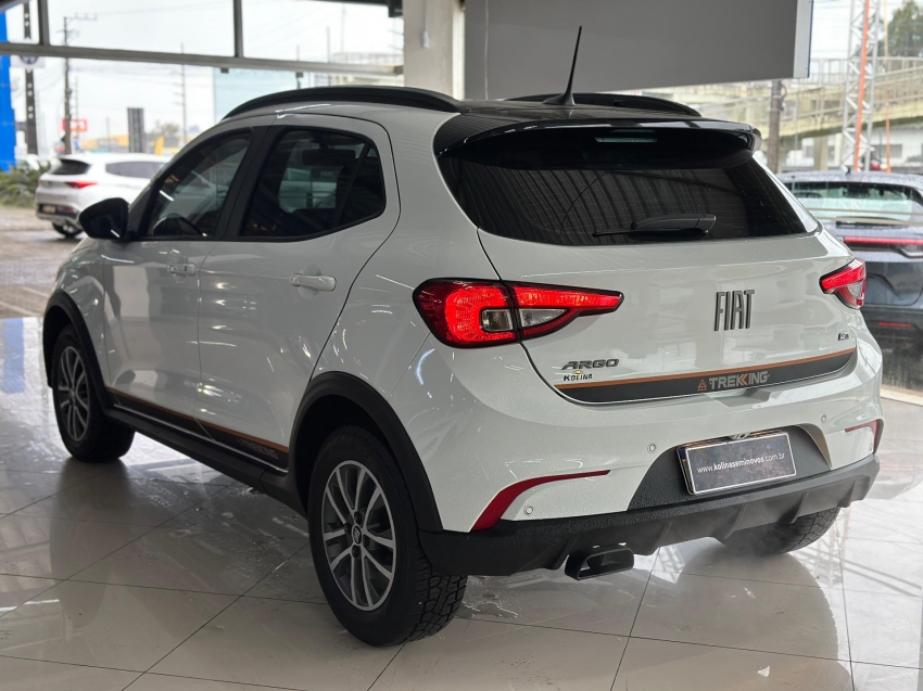 fiat argo 1.3 firefly flex trekking cvt 4p automatico 2024