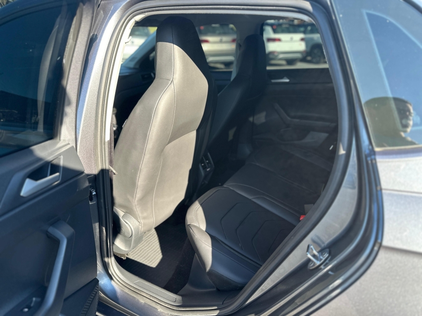 volkswagen polo 1.0 170 tsi highline automatico flex 4p 2025