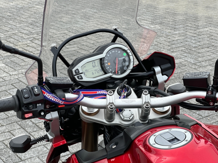 triumph tiger explorer abs 1215 gasolina 1p manual 2016
