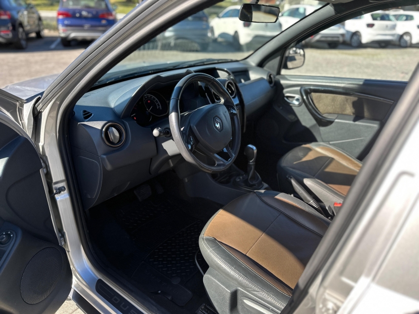 renault duster 2.0 16v hi-flex dynamique automatico 1.9 flex 4p 2019
