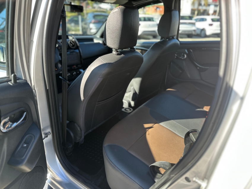 renault duster 2.0 16v hi-flex dynamique automatico 1.9 flex 4p 2019