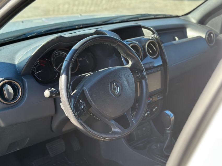 renault duster 2.0 16v hi-flex dynamique automatico 1.9 flex 4p 2019