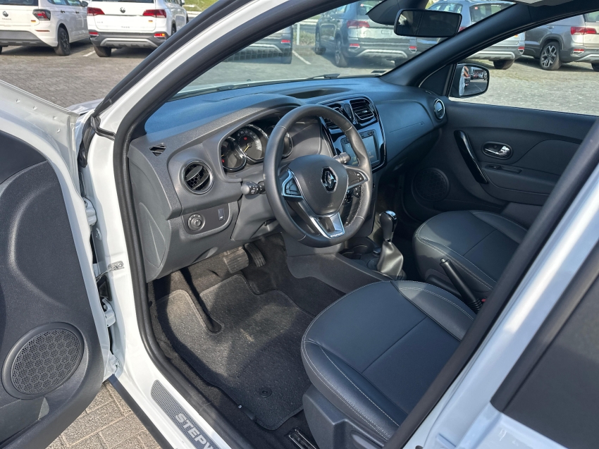renault stepway 1.6 16v sce flex iconic x-tronic 1.5 4p automatico 2024