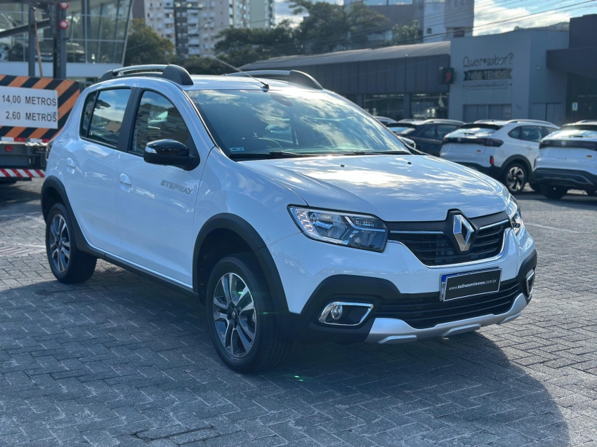 renault stepway 1.6 16v sce flex iconic x-tronic 1.5 4p automatico 2024 renault stepway 1.6 16v sce flex iconic x-tronic 1.5 4p automatico 2024