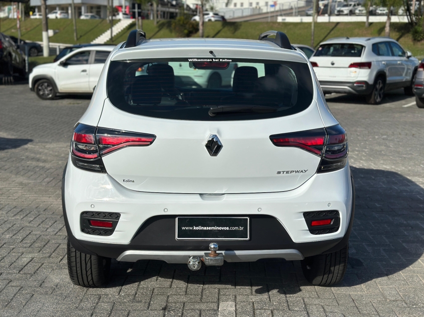 renault stepway 1.6 16v sce flex iconic x-tronic 1.5 4p automatico 2024