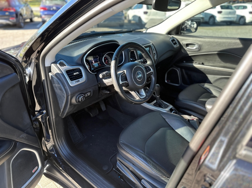 jeep compass 2.0 16v flex longitude automatico 4p 2020