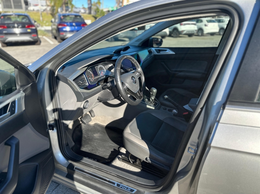 volkswagen polo 1.0 200 tsi highline automatico flex 4p 2018