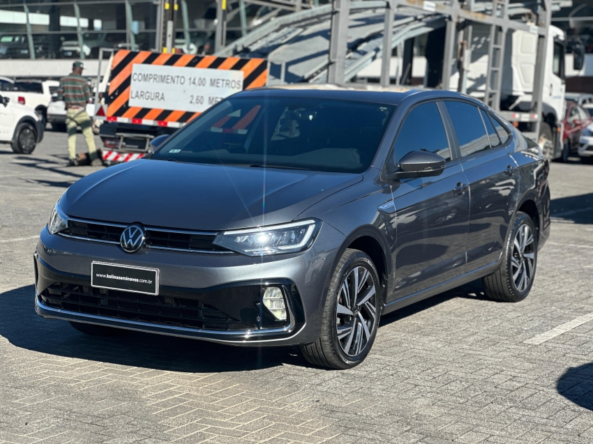 volkswagen virtus 1.0 200 tsi highline automatico flex 4p 2025