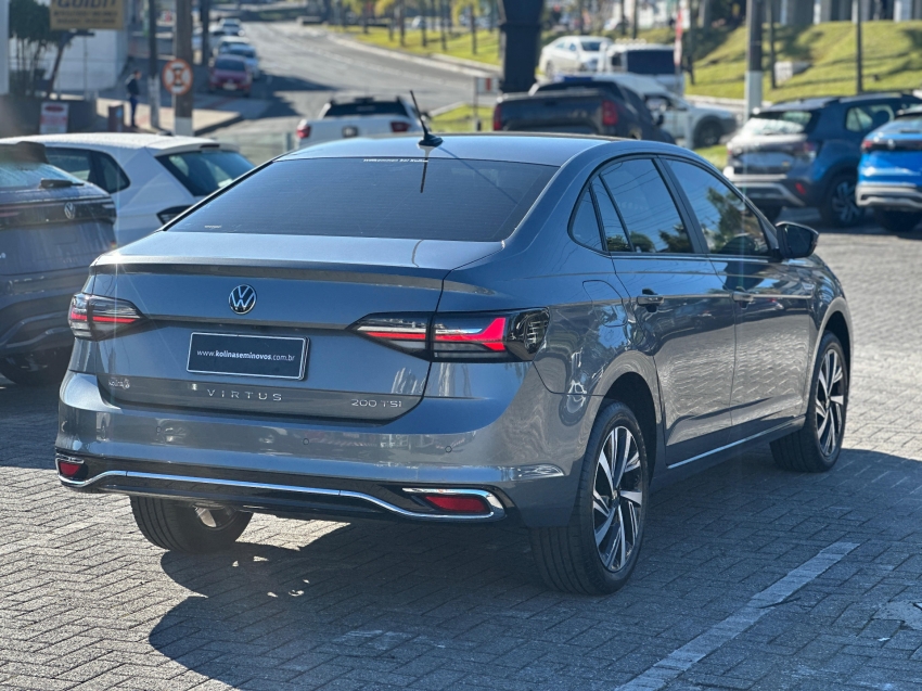 volkswagen virtus 1.0 200 tsi highline automatico flex 4p 2025