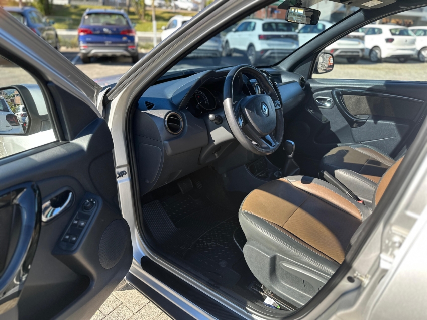 renault duster 2.0 16v hi-flex dynamique automatico 1.9 flex 4p 2019
