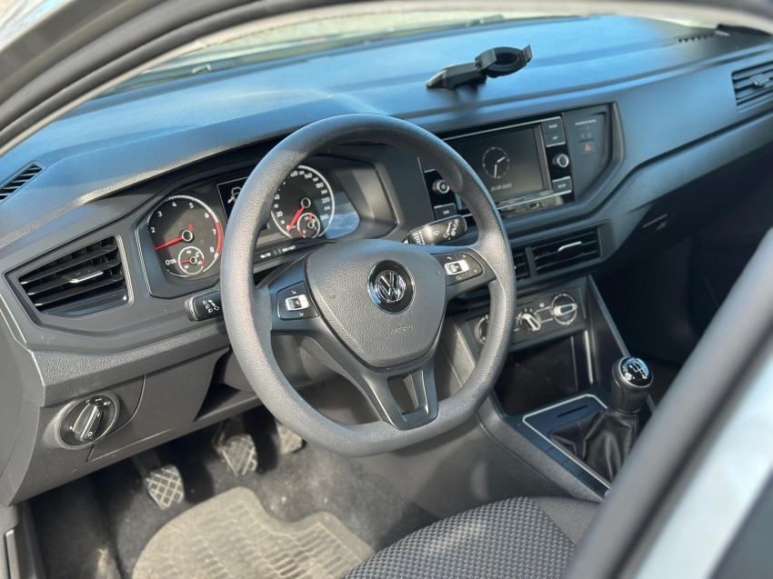 volkswagen polo 1.0 mpi total flex manual 4p 2020
