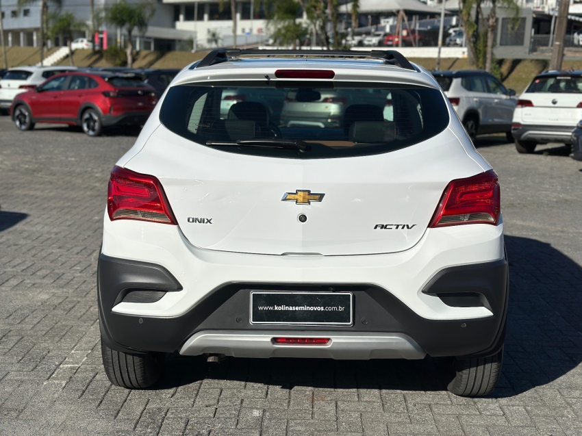 chevrolet onix 1.4 mpfi activ 8v flex 4p automatico 5p 2018
