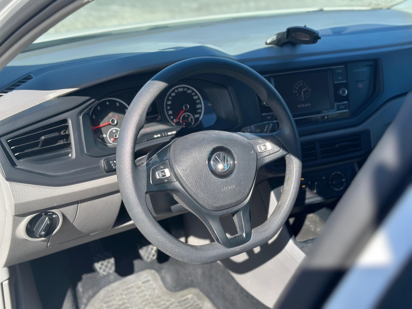 volkswagen polo 1.0 mpi total flex manual 4p 2019