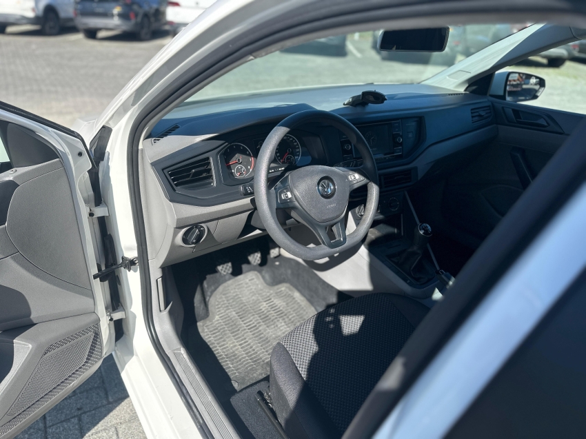 volkswagen polo 1.0 mpi total flex manual 4p 2019