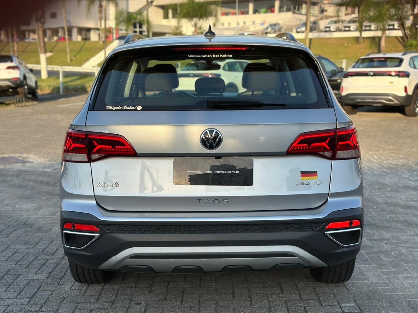 volkswagen taos 1.4 250 tsi total flex comfortline automatico 1.3 4p 2022
