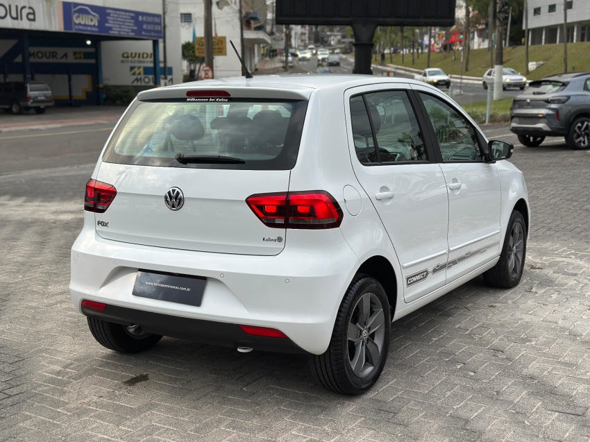 volkswagen fox 1.6 msi total flex connect 4p manual 1.5 5p 2021