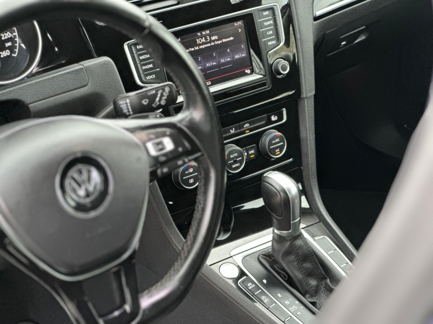volkswagen golf 1.4 tsi highline 16v gasolina 4p automatico 1.3 2015