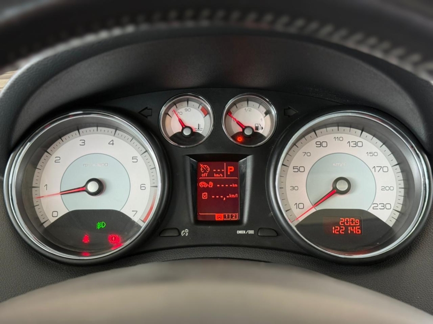 peugeot 408 1.6 griffe 16v turbo gasolina 4p automatico 1.5 201511