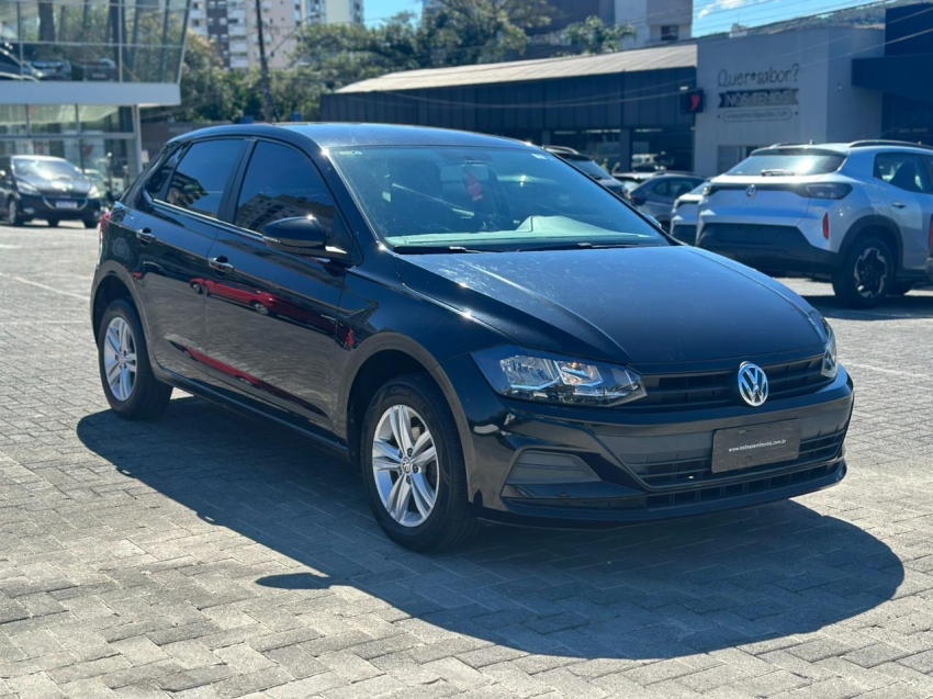 volkswagen polo 1.0 mpi total flex manual 4p 2021