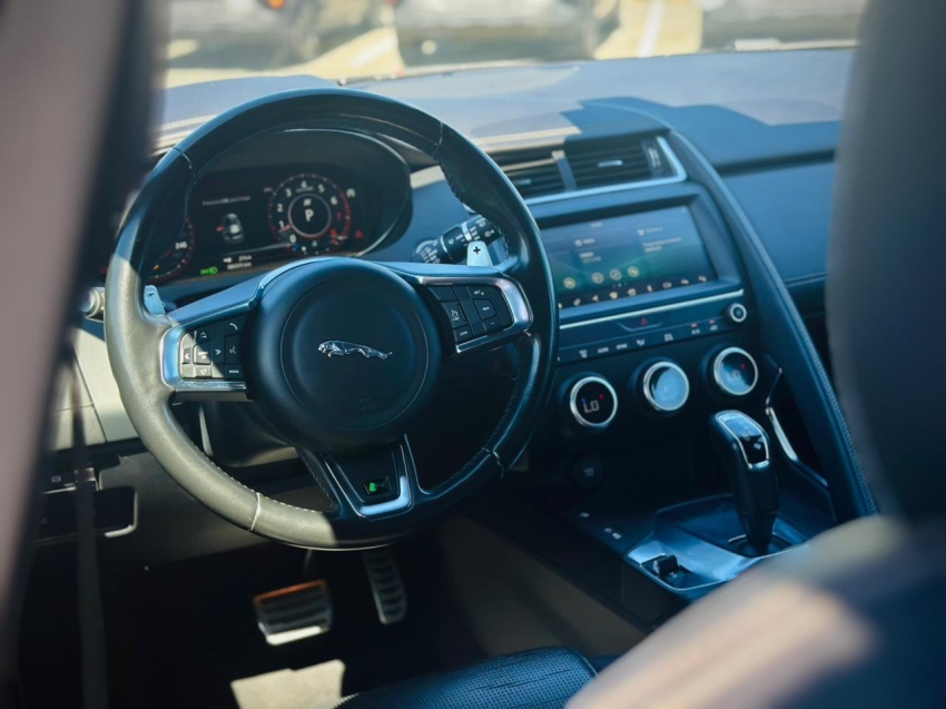 jaguar e-pace 2.0 16v p250 gasolina r-dynamic se awd automatico 1.9 4p 2018