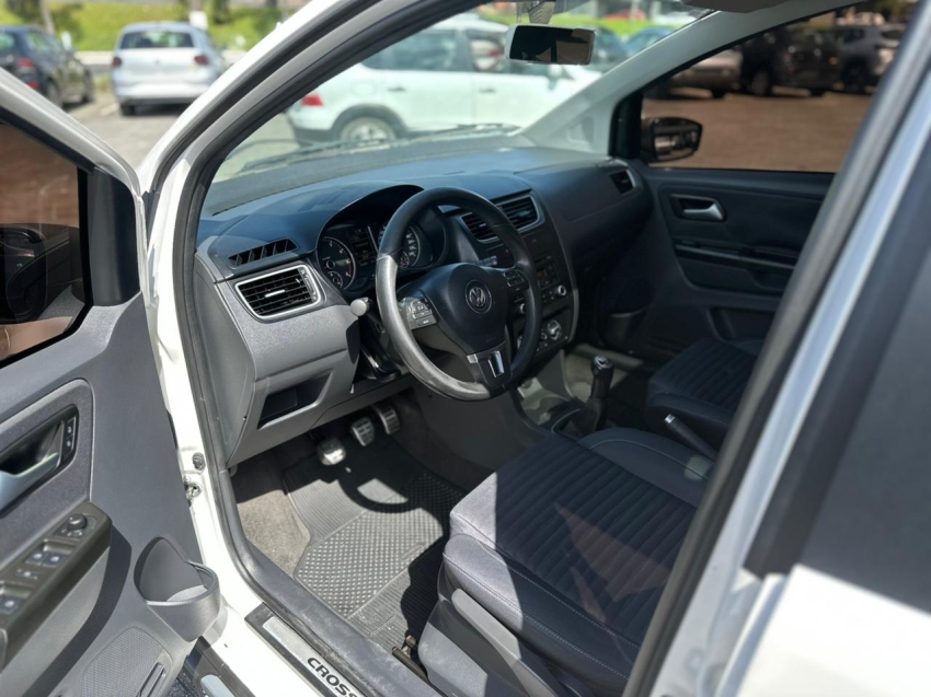 volkswagen crossfox 1.6 mi flex 8v 4p manual 1.5 2012