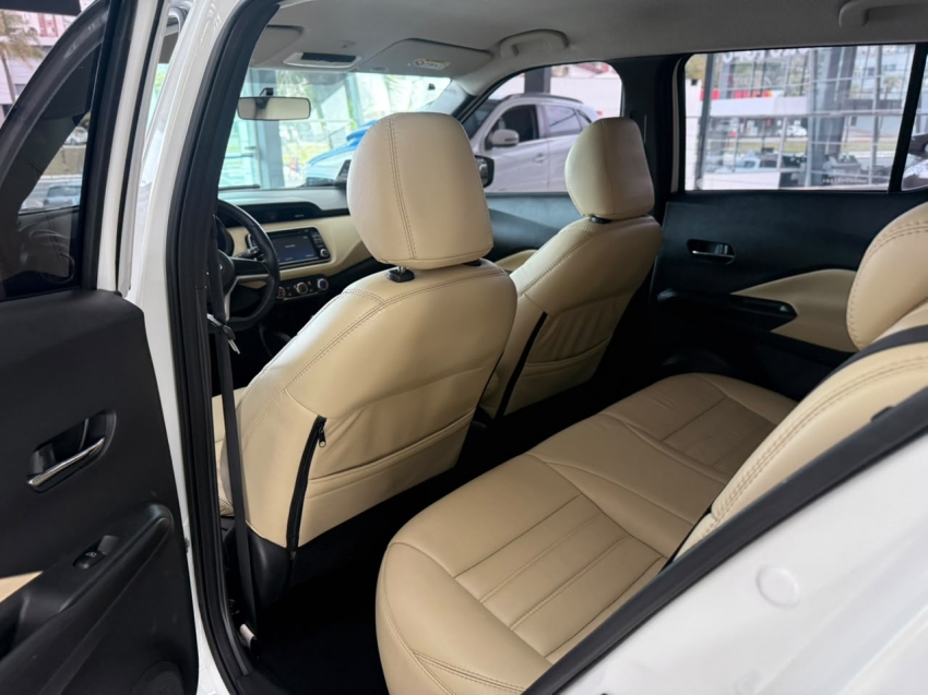 nissan kicks 1.6 16v flexstart sv 4p xtronic flex automatico 201810