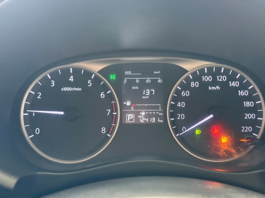 nissan kicks 1.6 16v flexstart sv 4p xtronic flex automatico 201811