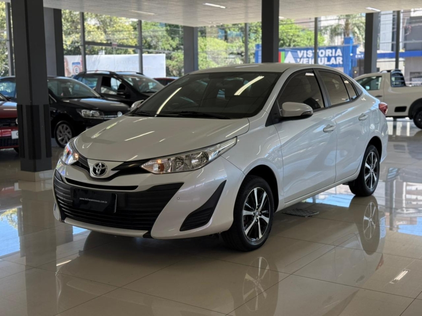 toyota yaris 1.5 16v flex sedan xl live multidrive 1.4 4p automatico 20212