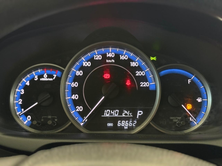 toyota yaris 1.5 16v flex sedan xl live multidrive 1.4 4p automatico 202110