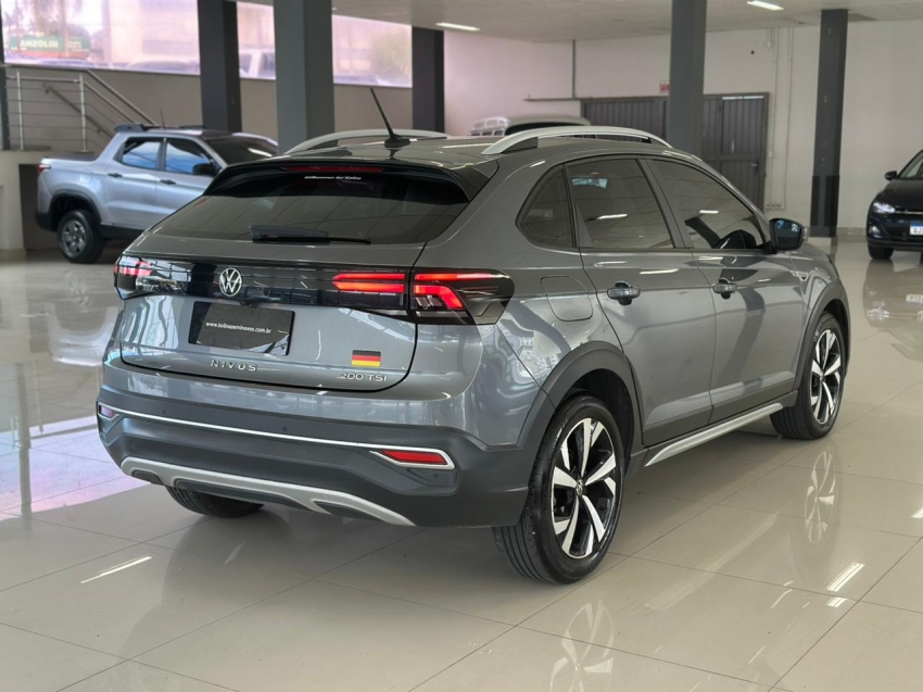 volkswagen nivus 1.0 200 tsi total flex highline automatico 4p 20235