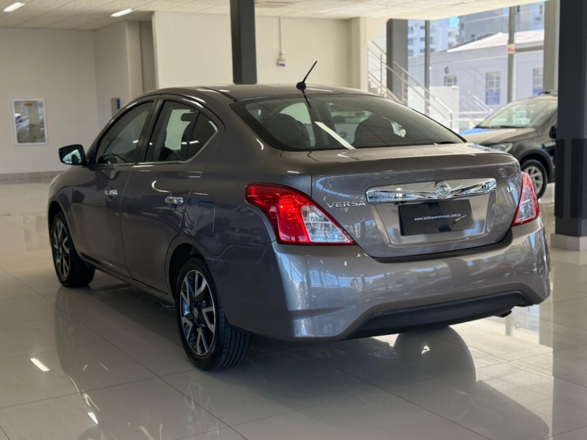 nissan versa 1.6 16v flexstart unique 4p manual 1.5 flex 20163