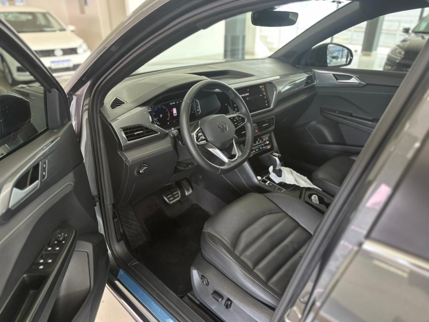 volkswagen taos 1.4 250 tsi total flex highline automatico 1.3 4p 20246