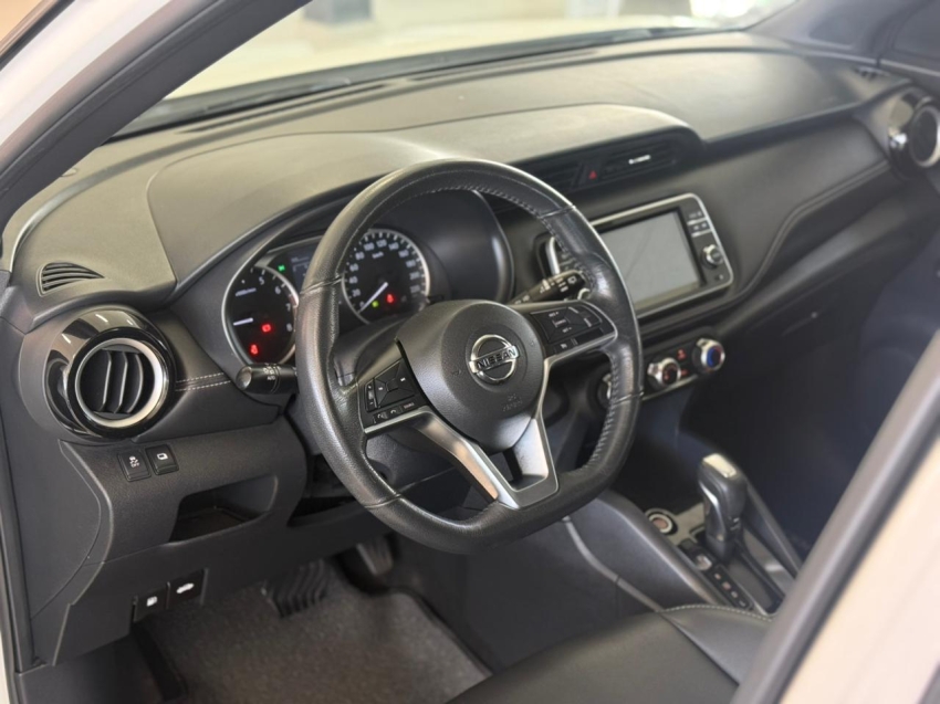 nissan kicks 1.6 16v flexstart sv 4p xtronic 1.5 flex automatico 20207