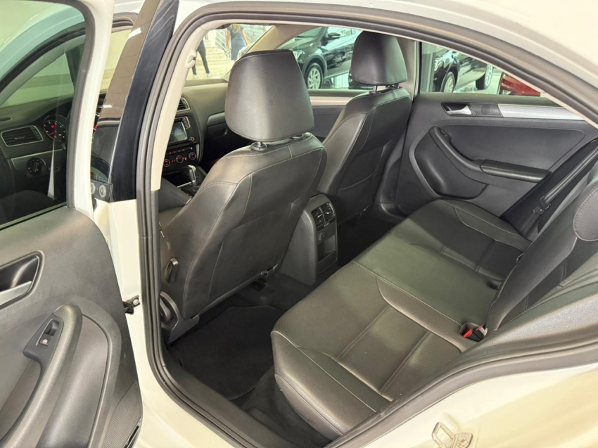 volkswagen jetta 1.4 16v tsi comfortline gasolina 4p tiptronic 1.3 automatico 20179